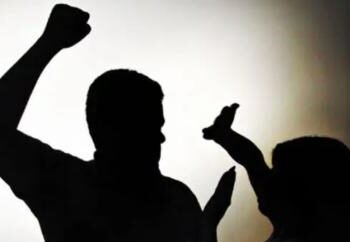 Agressor é preso por atacar esposa com golpes na cabeça