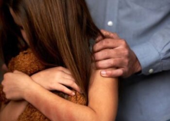 Vizinho convida garota para jantar e passa mão nos seios dela em Sinop/MT