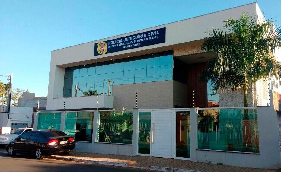 Homem com mandado de prisão por violência doméstica é preso em VG