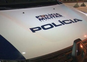 Mulher pula de carro em movimento para fugir de agressões e homem acaba preso em Lucas do Rio Verde/MT
