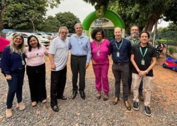 Prefeitura leva vagas de emprego e serviços à Semana do Migrante em Cuiabá