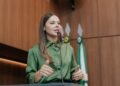 “Você deixaria sua filha lutar com um atleta trans?”, questiona Michelly após decisão do TJ