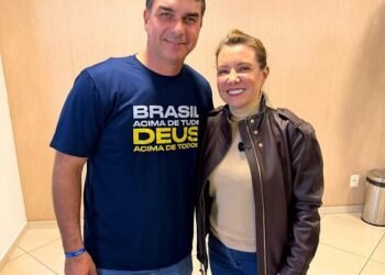Flávia Moretti rebate Ranalli e nega ideologia em Marcha: “tem LGBT de direita também”