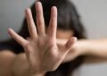 Inconformado com rejeição, jovem agride ex-namorada e vai preso