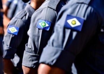 Bêbado, homem agride mulher e tenta enfrentar PMs na Expo Tapurah