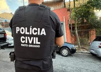 Dentista é alvo da polícia após compartilhar fotos íntimas da ex na internet em MT