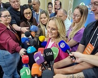 Natasha acredita ter margem para crescer nas pesquisas: ‘80% não me conhecem’